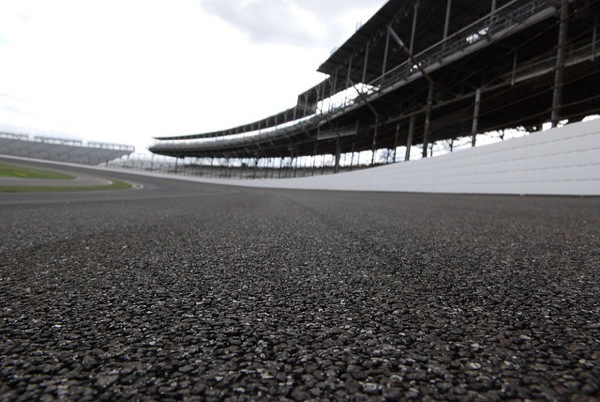 MotoGP Indianapolis 2011, si corre sul nuovo asfalto anti abrasione