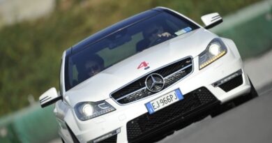 mercedes amg driving accademy mercedes amg driving academy 52