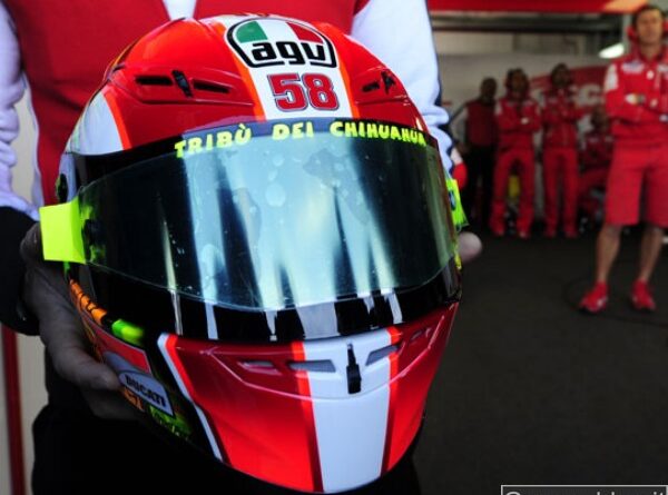 Rossi Casco Simoncelli 58