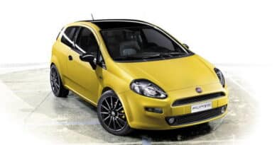 Fiat Punto 2012 "Born this way": quando 135 CV si sposano con “giallo e nero” 1