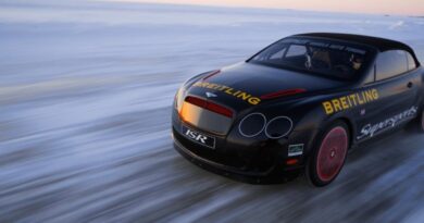 Bentley Power On Ice: sei pronto a guidare sul ghiaccio finlandese auto da 630 cv? 1