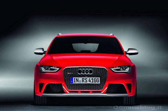 Audi RS4 Avant: il ritorno della “Regina”