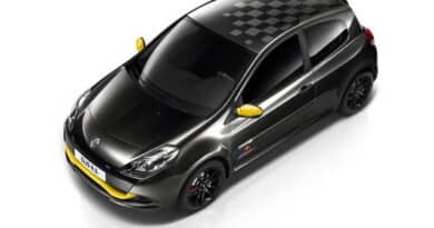 Renault Clio RS Red Bull Racing RB7: in città come in F1 10