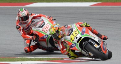 MotoGP Malesia: Hayden 4°, Rossi 5° sotto il diluvio Malese 2