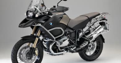 bmw motorrad ti invita sabato 9 e domenica 10 febbraio presso tutta la rete dealer per scoprire la nuova f 800 gt e le edizioni speciali 90 anniversario di r 1200 r r 1200 rt e r 1200 gs adventure p90106691 highres