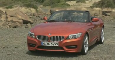 Nuova BMW Z4: innovazioni tecniche ed estetiche alla roadster di casa BMW 1