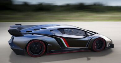 Lamborghini Veneno: interni in Alcantara 8