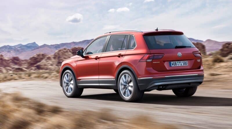 Volkswagen Tiguan 2016: La Galleria Immagini Completa 11