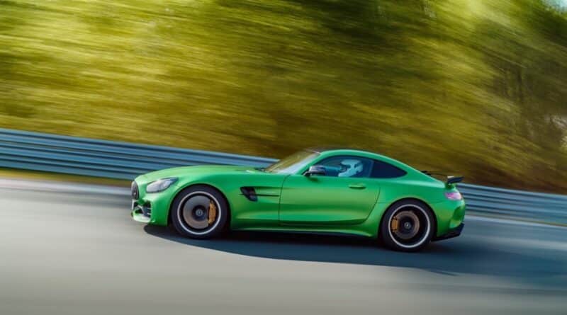 AMG GT R: 585 CV da domare con Pneumatici Michelin Pilot Sport Cup 2 4