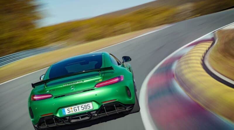 AMG GT R: 585 CV da domare con Pneumatici Michelin Pilot Sport Cup 2 8