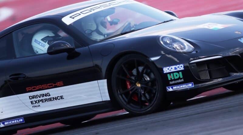 Michelin e Porsche: Quando Gomme e Auto raggiungono l’eccellenza 34