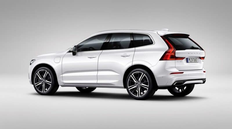 Volvo XC60 T8 Twin Engine: il SUV di lusso Hybrid da 407 CV [VIDEO] 19