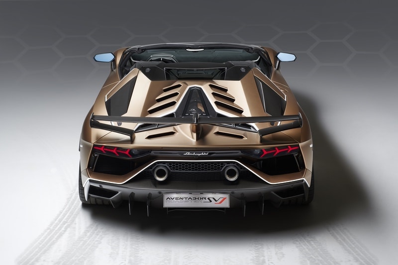 Lamborghini Aventador SVJ Roadster: Scoperta Estrema 4