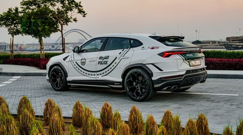 Lamborghini Urus Performante Polizia di Dubai 08