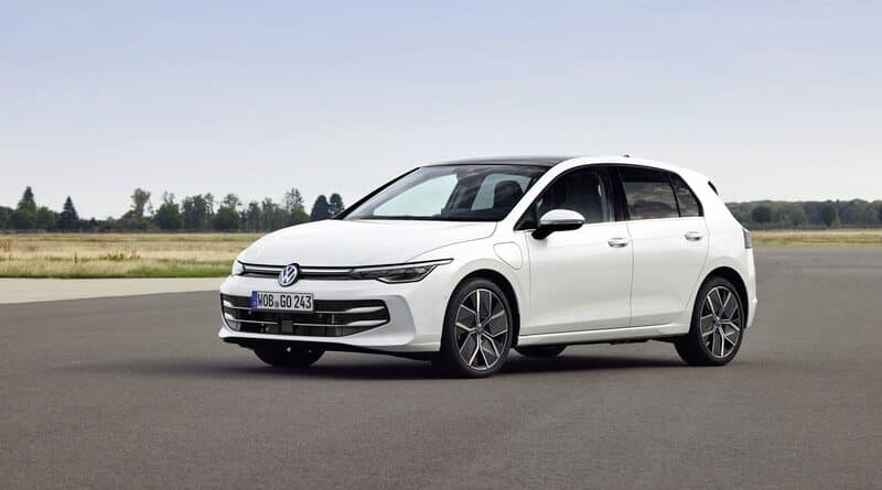 Nuova VW Golf Restyling 01