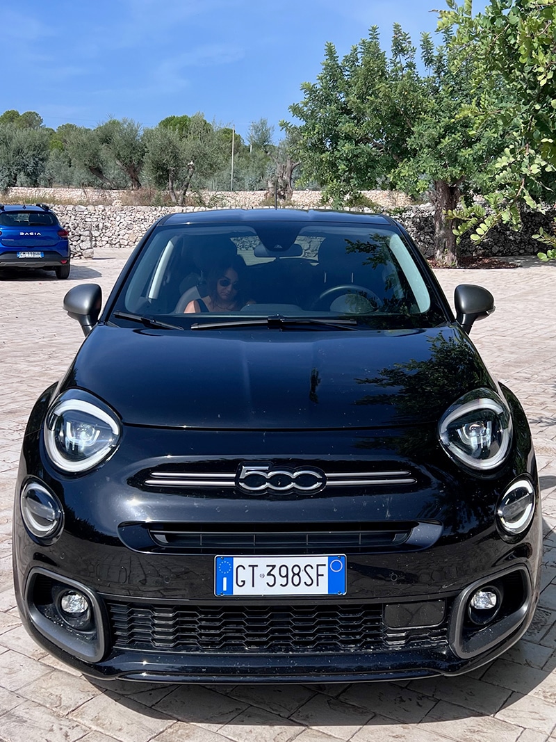 Scoprire la Sicilia a bordo di una Fiat 500X Hybrid: Un Tour Incredibile tra Cultura, Mare e Bellezze Naturali