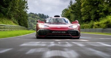 6:29.090 min: Mercedes-AMG ONE batte il proprio record sul giro al Nürburgring-Nordschleife 1