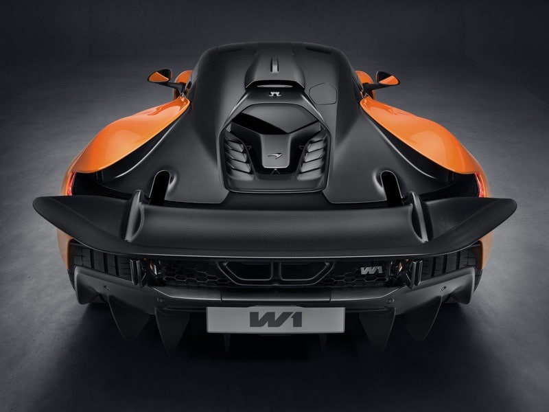 McLaren W1: L’erede rivoluzionaria delle supercar McLaren F1 e P1 1