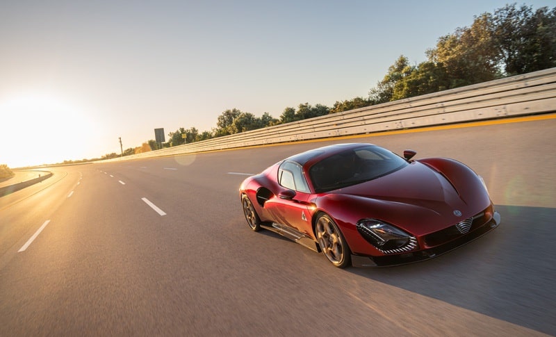 Alfa Romeo 33 Stradale: Test dinamici sul circuito di Nardò 1