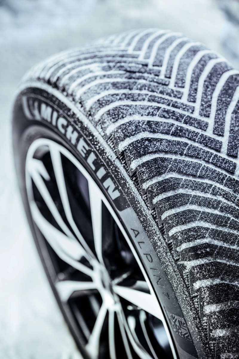 Michelin Alpin 7, nuovo Pneumatico Invernale 2024: Sicurezza e Innovazione in inverno 1