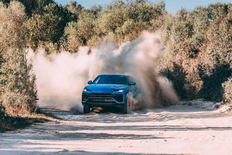 Lamborghini Urus SE - TEST DRIVE dinamico al Nardò Technical Center 2